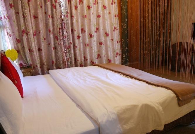 Li Dao Yuan Aparthotel Lijiang  Rum bild