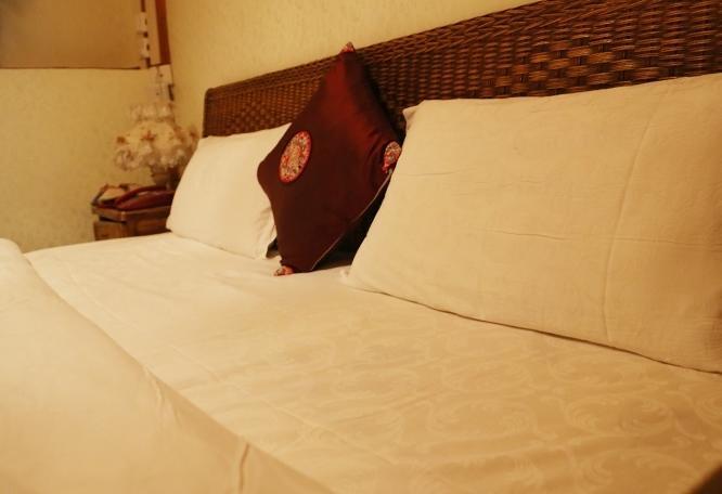 Li Dao Yuan Aparthotel Lijiang  Rum bild